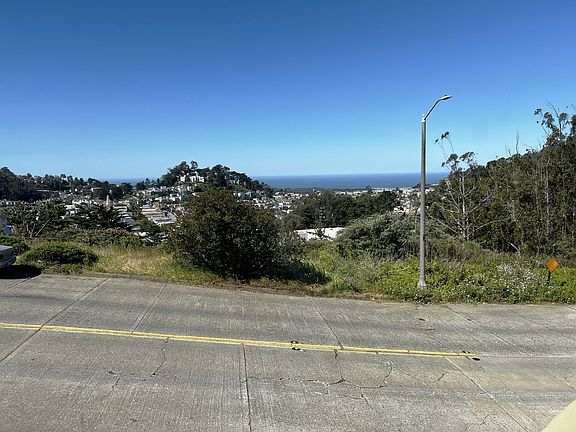 3rd image of 148 Panorama Dr
