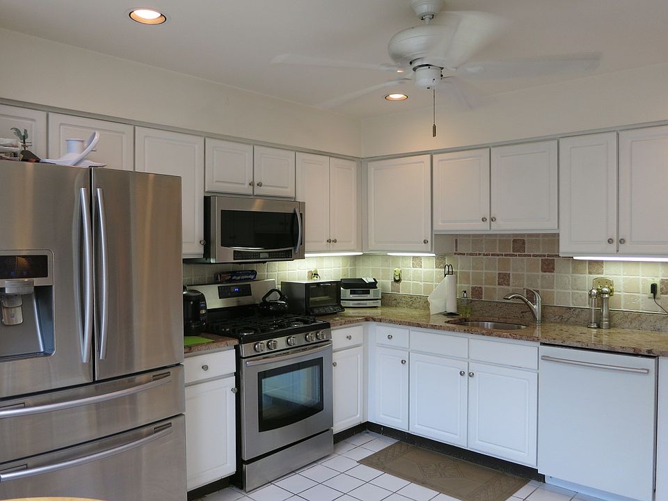 Kitchen With Granite Tops