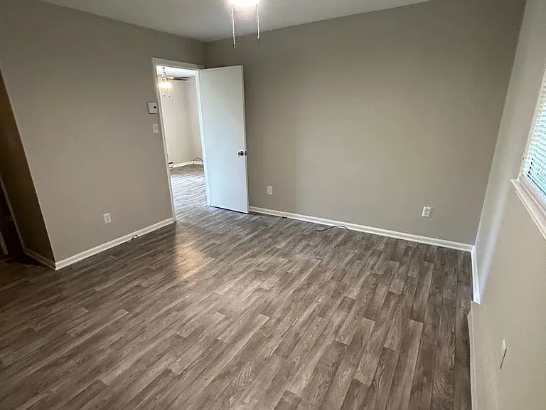 7569 Faraday Pl — Photo 28