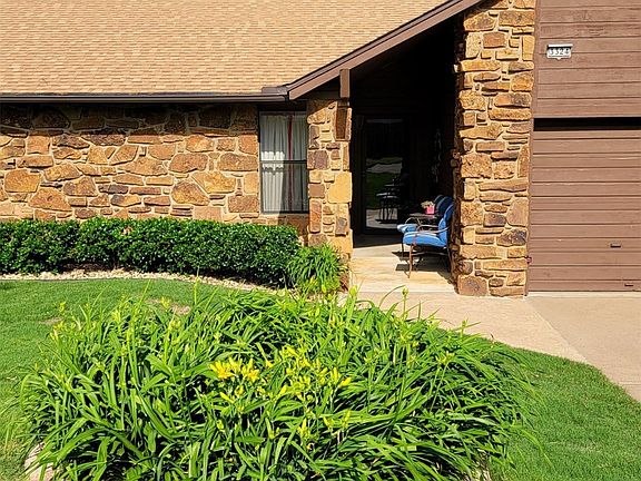 2nd image of 3324 S Rolling Oaks Dr