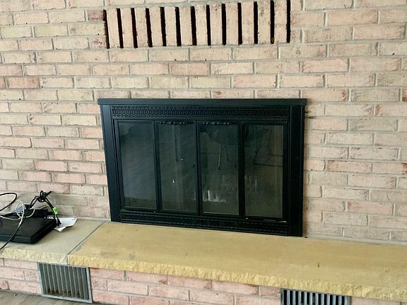 4th image of 17801 Sierra Ln SE