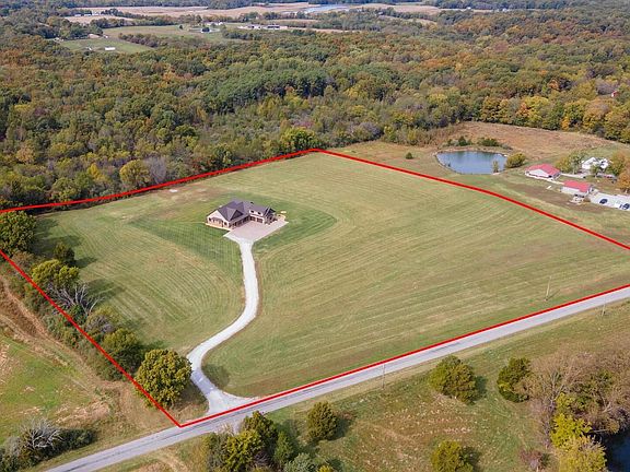 3rd image of 1651 Sneed Rd