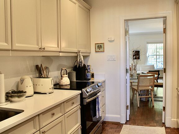 5th image of 1728 New Hampshire Ave NW APT 101