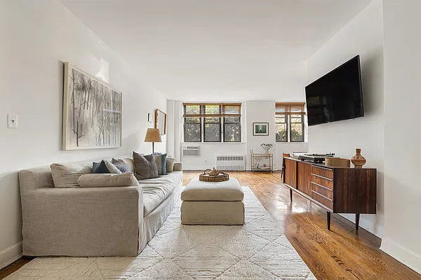 Sold by Compass | media 3