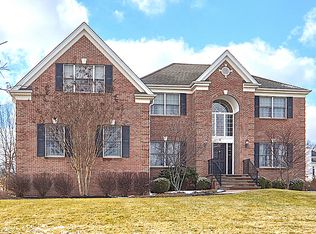 6 Mack Dr, Hillsborough, NJ 08844