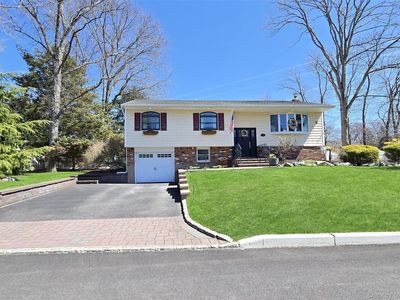 153 Jackson Avenue S, Saint James, NY, 11780