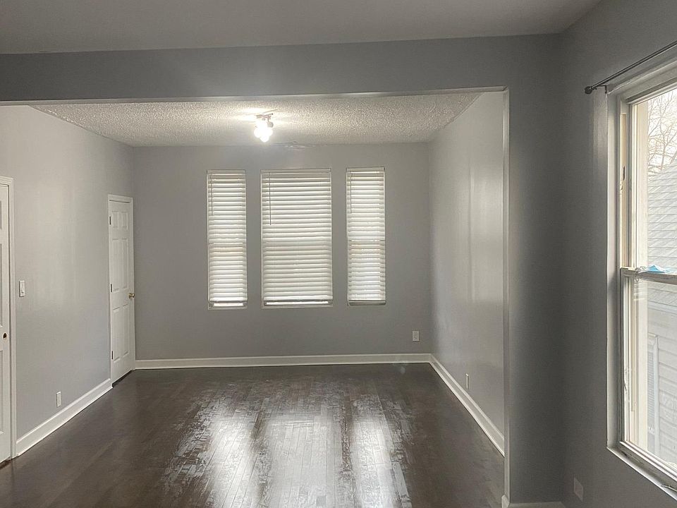2nd image of 10730 S Buffalo Ave #2