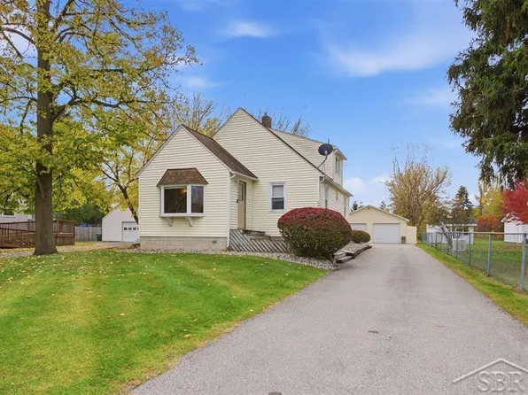 330 E Midland Rd, Auburn, MI 48611