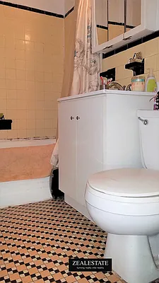 Rented by ZealEstate Group Inc | media 38