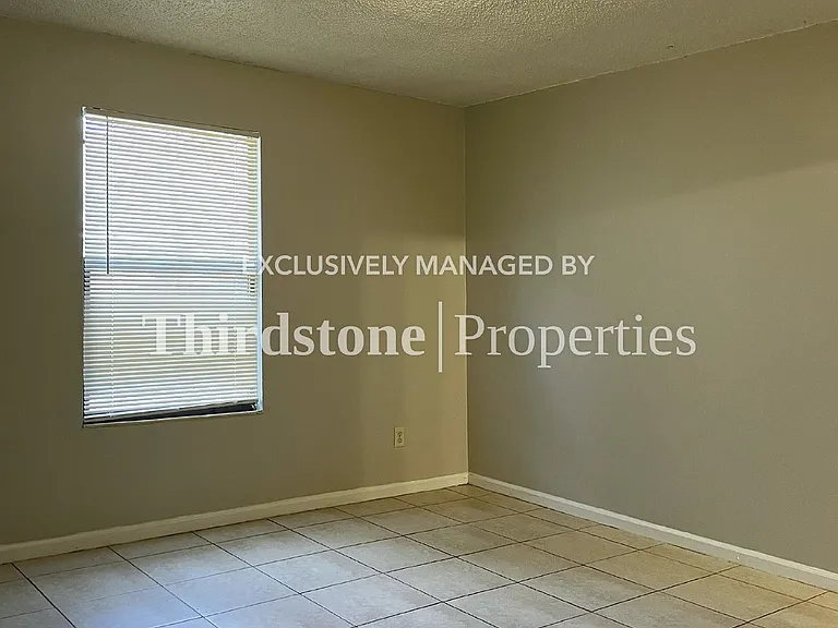 5128 Indian Lakes Ct #4 — Photo 9