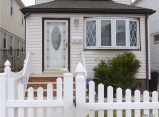 8909 219th St, Queens Village, NY 11427