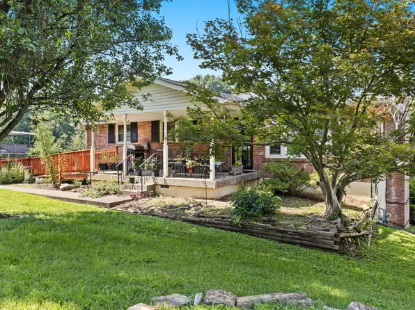 215 Shevel Dr, Goodlettsville, TN 37072
