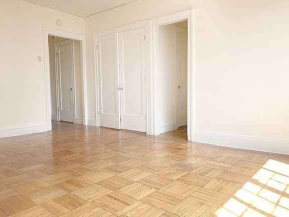 3rd image of 72 Barrow St #6R