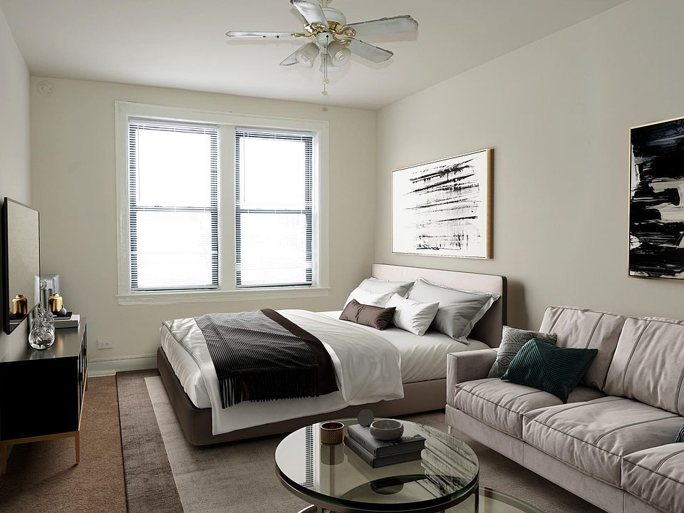 1st image of 4604 N Hermitage Ave #208
