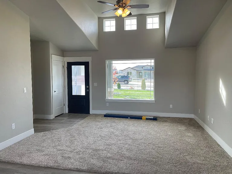 902 Monument Peak Pl — Photo 3