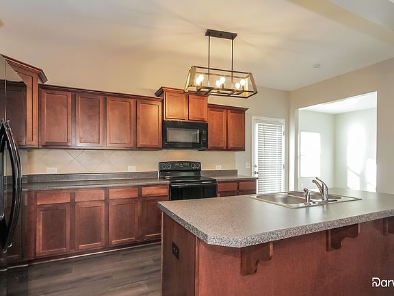3rd image of 6212 Salamander Run Ln
