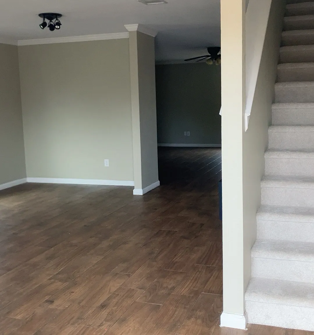 4 bed, 2.5 bath, 3000 sqft, $2,375 — Photo 4