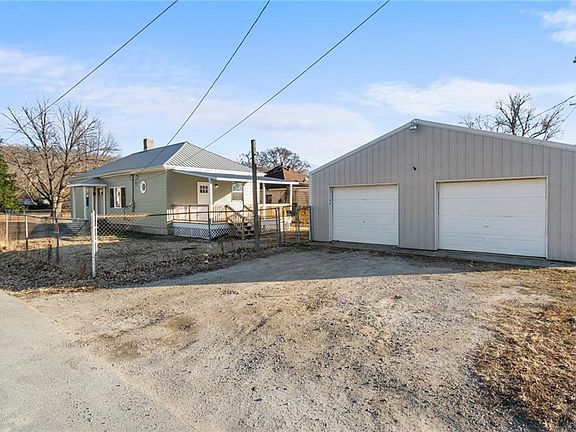 3rd image of 6802 Binswanger St