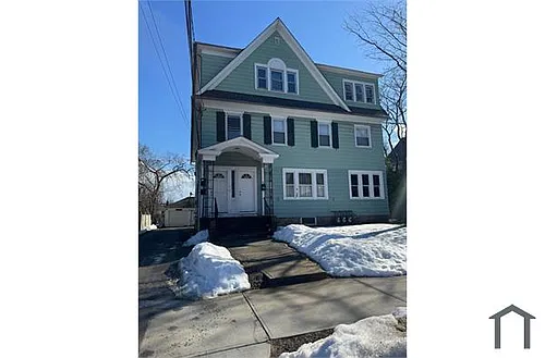 51 Marion St Photo 1