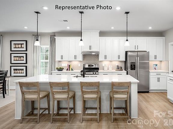 3rd image of 3013 Grain Orchard Rd