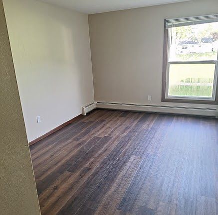 4th image of 313 Higgins Dr #7