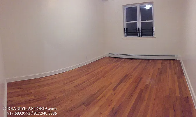 Rented by Alexiou Realty | media 1