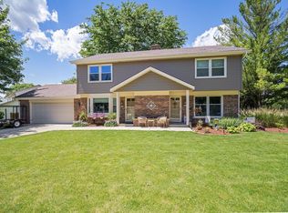 6371 Riverdale Ln #6373, Greendale, WI 53129