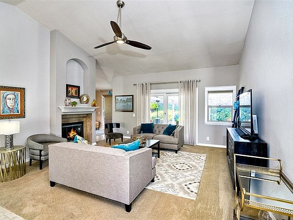 2nd image of 2539 Coronado Pl