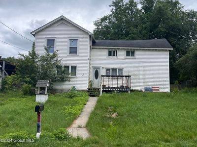 116 Tomhannock Road, Valley Falls, NY, 12185