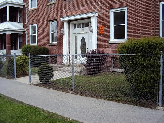 171 Mansion St #5 — Photo 10