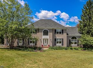 38 Olden Dr, Flemington, NJ 08822