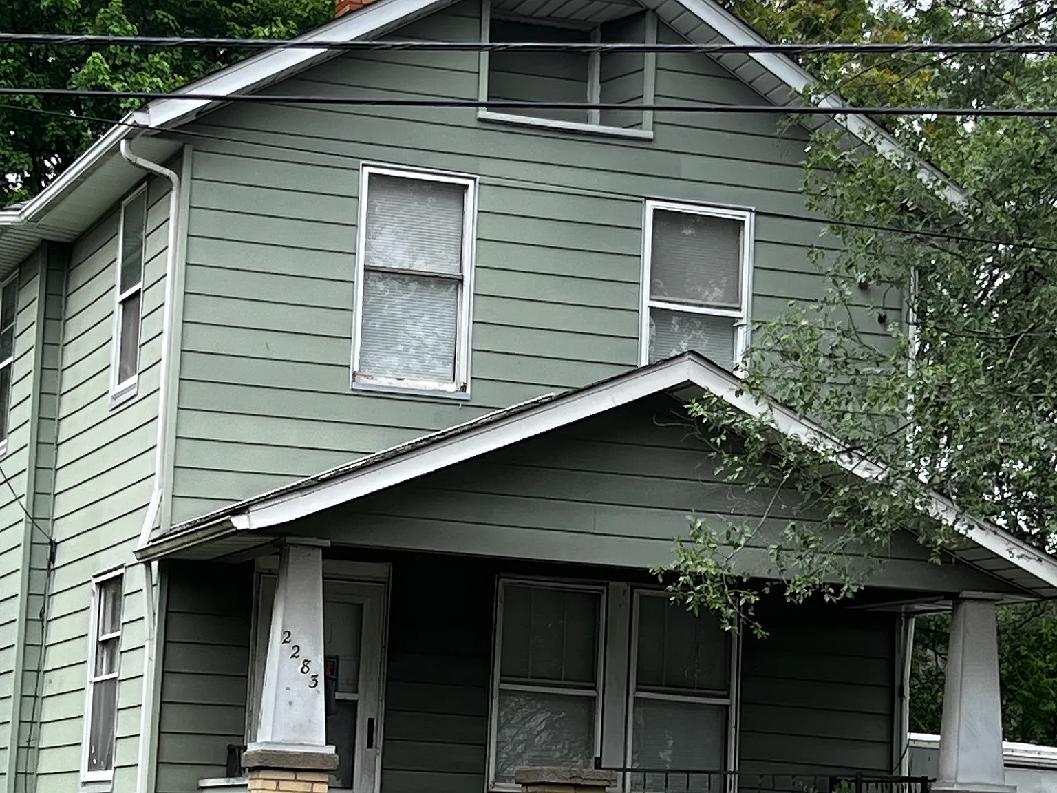 2 bed, 936 sqft, $1,095 — Photo 1