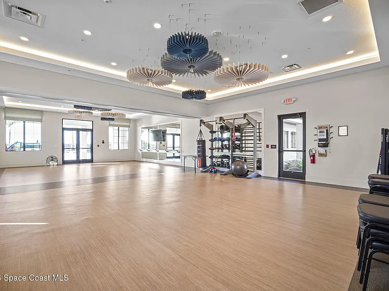 9713 Alister Dr — Photo 20