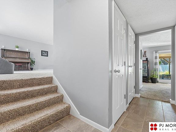 4th image of 5524 S 151st St