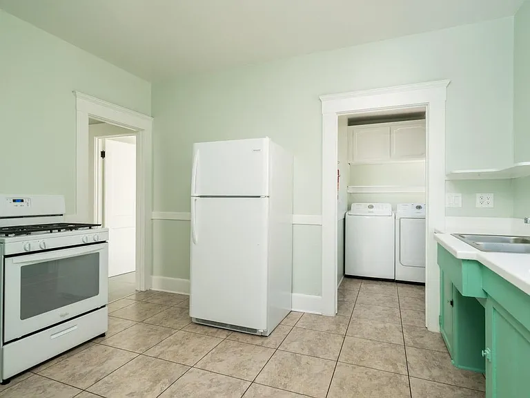 2129 Market St — Photo 10