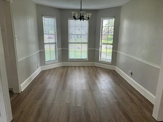 54 Daffodil Ct — Photo 3