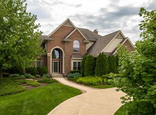 46961 Merion Cir, Northville, MI 48168