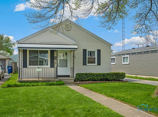 26 Orville Dr, Toledo, OH 43612