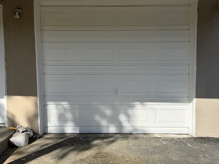 1612 Encino Ave — Photo 8