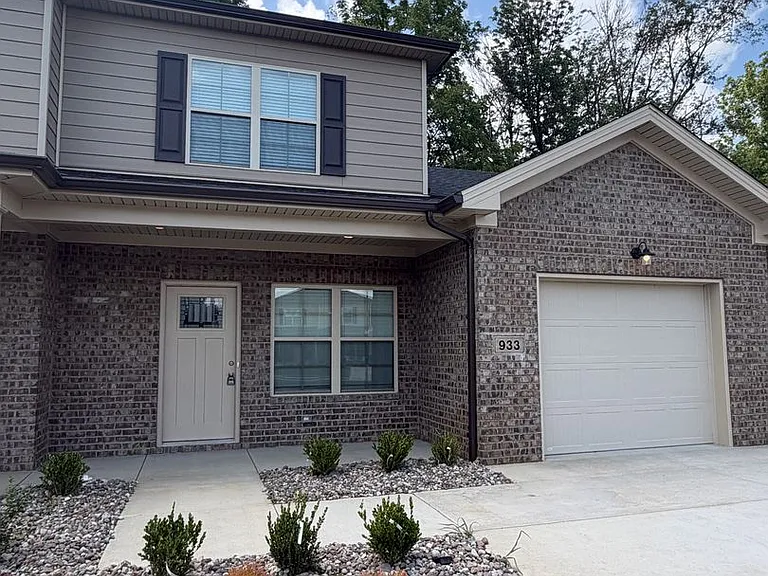 933 & 935 Rodeo Ct — Photo 49