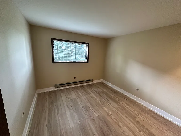 1856 N Goodwin Dr #1B — Photo 17
