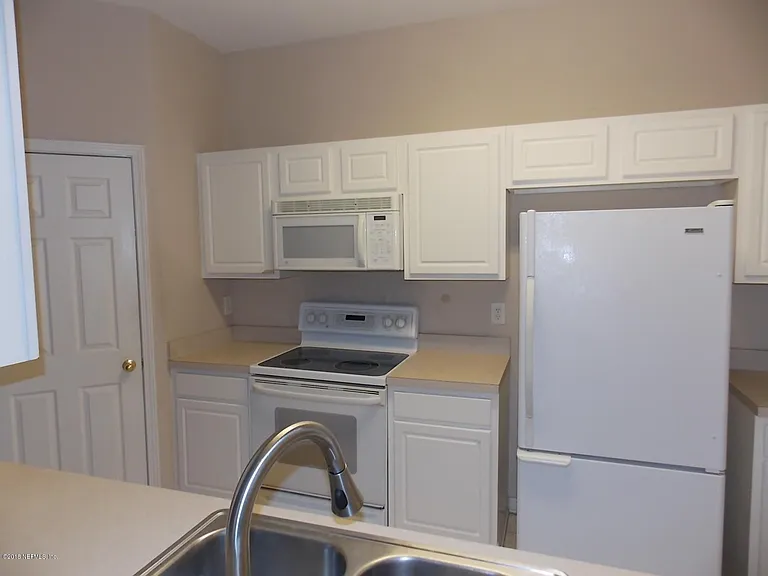 10550 Baymeadows Rd #125 — Photo 5