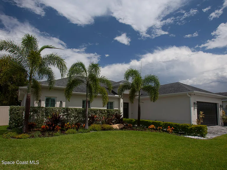 4305 Negal Cir — Photo 3