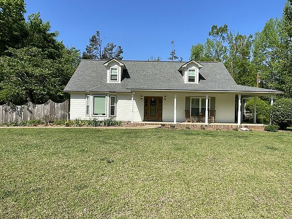 3rd image of 174 Twin Lakes Rd