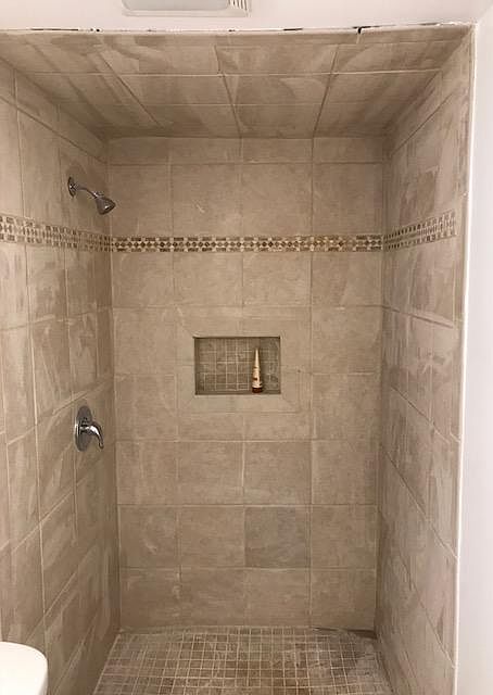 2nd image of 502 E Broadway St #1