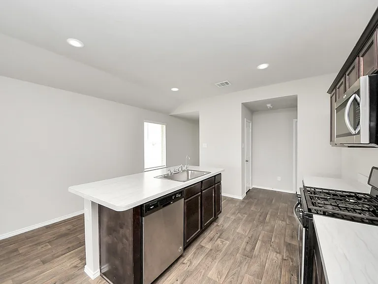 16916 Rich Pines Dr — Photo 7
