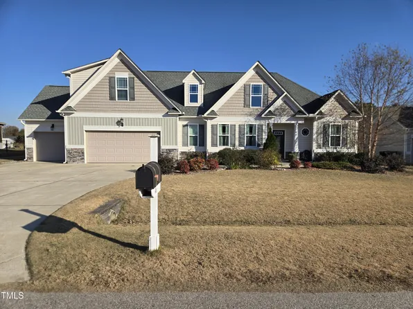 46 Harvey Farm Dr, Benson, NC 27504