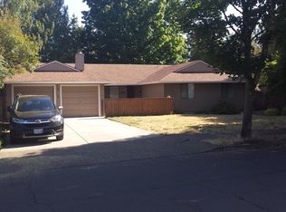 15915 SW Stratford Loop APT B, Tigard, OR 97224