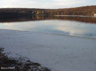 152 Falling Waters Blvd, Lackawaxen, PA 18435