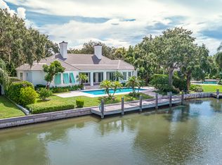 421 Sabal Palm Ln, Indian River Shores, FL 32963
